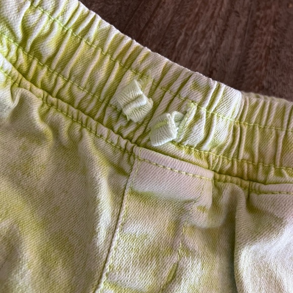 Girls Cat & Jack shorts - Picture 3 of 6